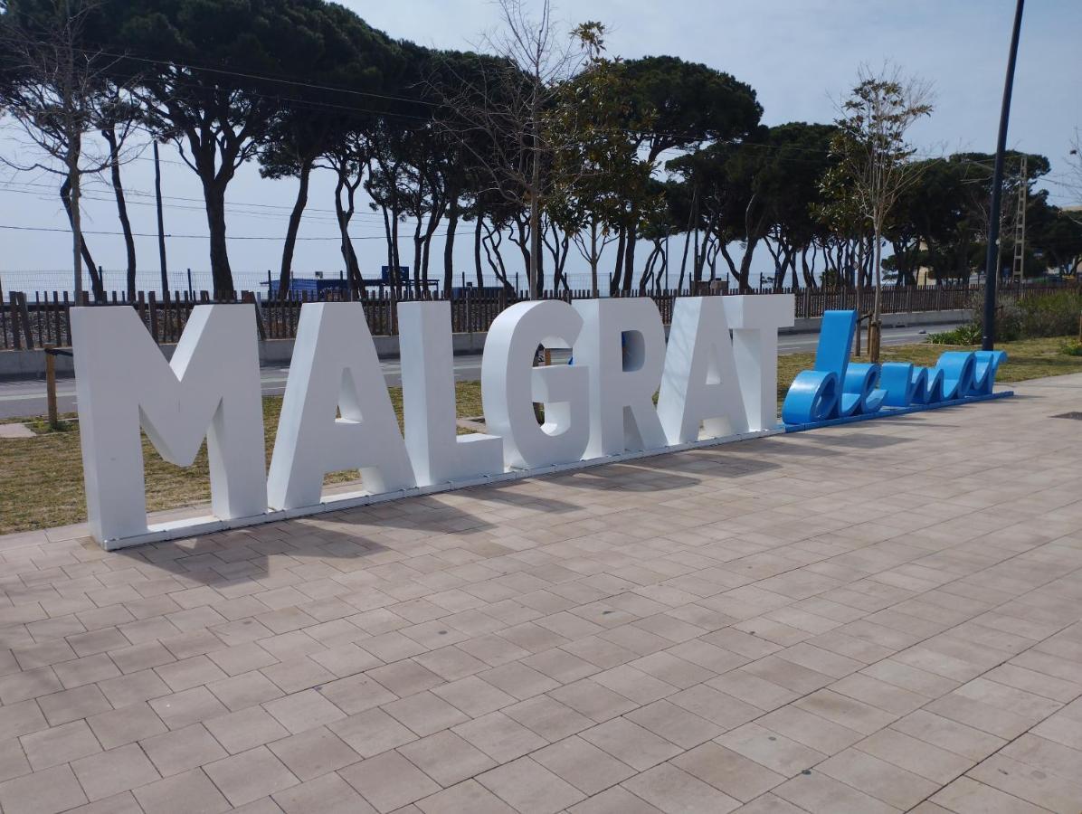 Apartamento Dayok Costa Barcelona Apartment Малграт де Мар Екстериор снимка